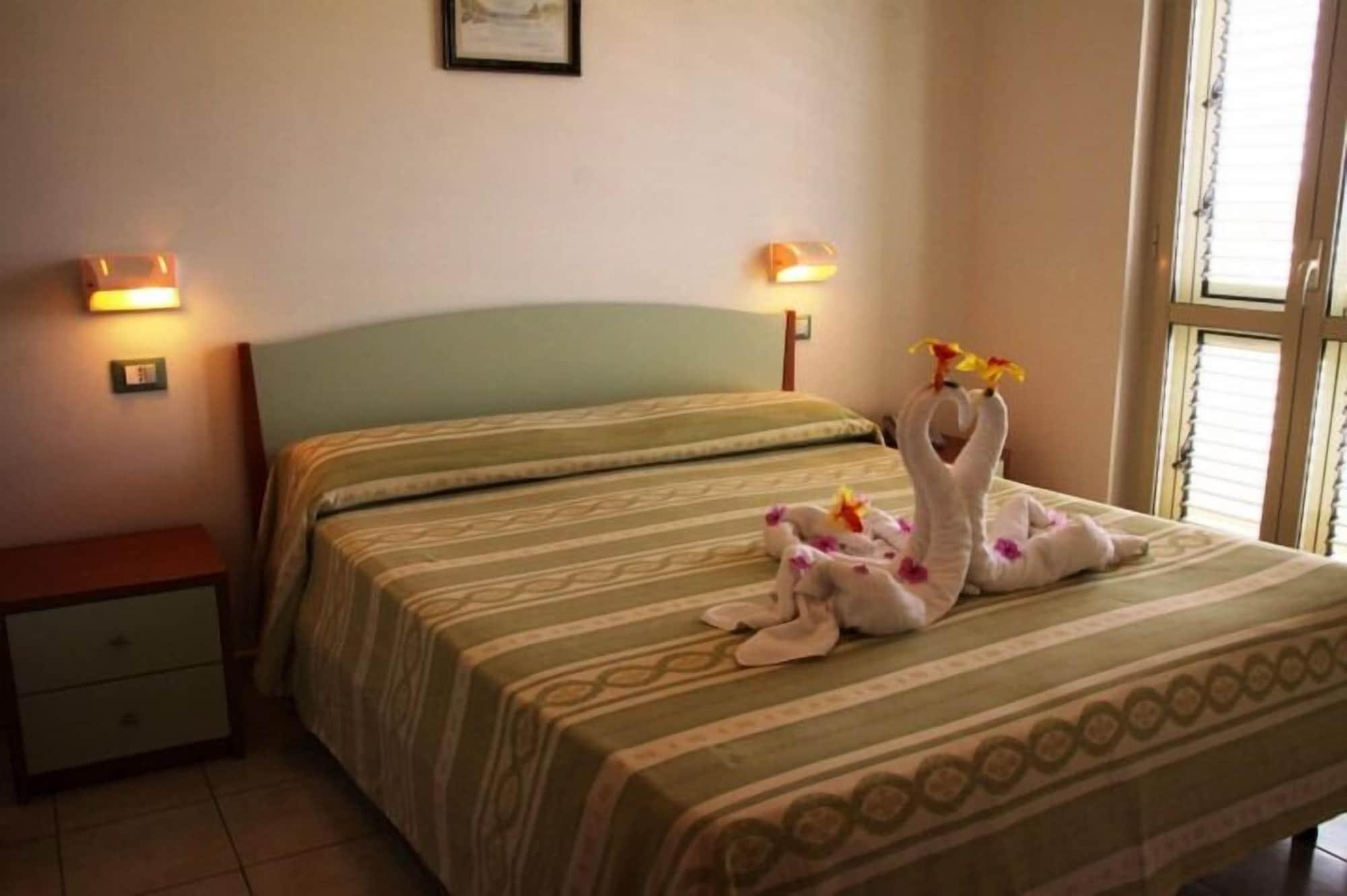Hotel Eolo Capo Vaticano Kültér fotó