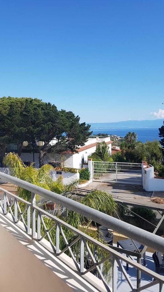 Hotel Eolo Capo Vaticano Kültér fotó